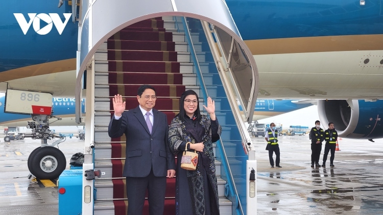 PM Pham Minh Chinh begins Singapore, Brunei tour